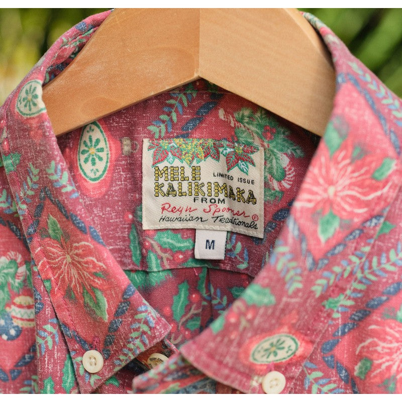 Reyn Spooner | Hawaiian Christmas 2025 (Button Front) Red