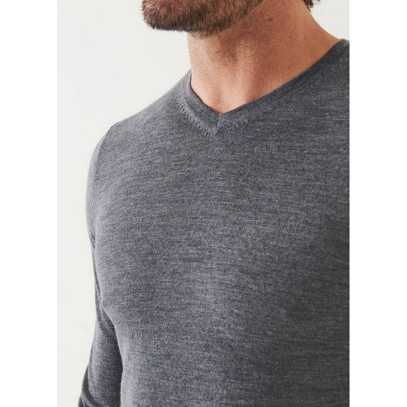 Patrick Assaraf | Extra-Fine Merino V-Neck Graphite